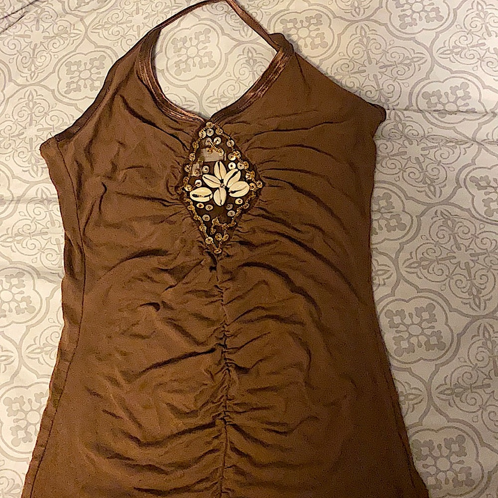 Size Meduim Top